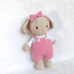 Rózsaaszín nadrágos nyuszika - horgolt figura - játék & sport - baba & babaház - öltöztethető baba - Meska.hu