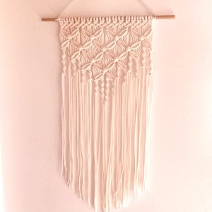 Virágos makramé (csomózott) falidísz - otthon & életmód - dekoráció - fali és függő dekoráció - falra akasztható dekor - Meska.hu