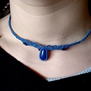 Apró lápisz lazuli köves makramé nyaklánc , Ékszer, Nyaklánc, Medálos nyaklánc, Csomózás, MESKA