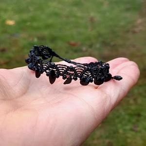 Fekete/turmalin,makramé karkötő  - Meska.hu