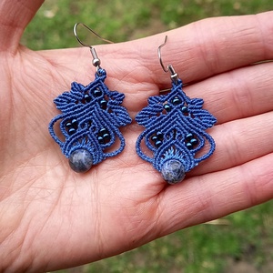 Lili / lápiszkék makramé fülbevaló  - ékszer - fülbevaló - lógó fülbevaló - Meska.hu
