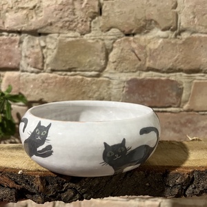 Kézzel festett mély kerámia tál  Fekete macskák  - otthon & életmód - konyhafelszerelés, tálalás - tálalás - tányér & étkészlet - Meska.hu