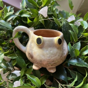 Vidám kicsi béka bögre  tökéletes espressohoz, kb. 150 ml - otthon & életmód - konyhafelszerelés, tálalás - tálalás - bögre & csésze - Meska.hu