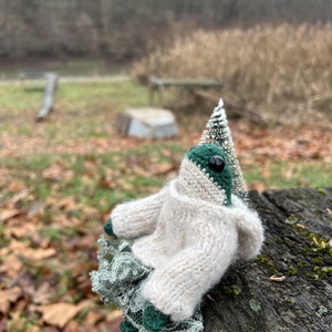 Kézzel Készített Téli Békácska, 13 cm - otthon & életmód - dekoráció - dísztárgy - Meska.hu