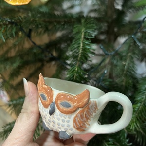 Bagoly formájú kézműves pálinkás pohár / mini csésze. Kézzel készült, egyedi darab - otthon & életmód - konyhafelszerelés, tálalás - tálalás - pálinkás poharak, szettek - Meska.hu