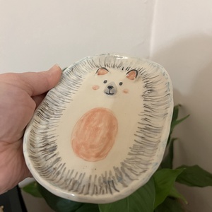 Süni pajtás � Kézműves gyerek tálka nassoláshoz (11x16 cm) - otthon & életmód - konyhafelszerelés, tálalás - tálalás - tányér & étkészlet - Meska.hu