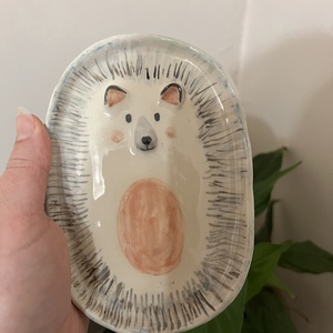 Süni pajtás � Kézműves gyerek tálka nassoláshoz (11x16 cm) - otthon & életmód - konyhafelszerelés, tálalás - tálalás - tányér & étkészlet - Meska.hu