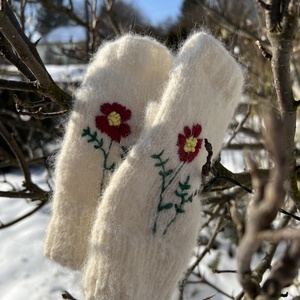 Pihe-puha alpaka-selyem ujjatlan kesztyű � Kézzel hímzett, elegáns viselet - ruha & divat - sál, sapka, kendő - kesztyű - Meska.hu