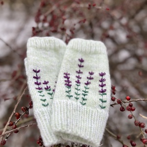 Kézzel kötött levendulás ujjatlan kesztyű � Gyapjú, Alpaka és Selyem keverék, Ruha & Divat, Sál, Sapka, Kendő, Kesztyű, Kötés, Hímzés, MESKA