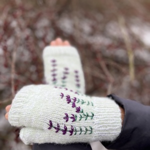 Kézzel kötött levendulás ujjatlan kesztyű � Gyapjú, Alpaka és Selyem keverék - ruha & divat - sál, sapka, kendő - kesztyű - Meska.hu