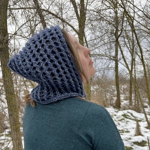 Kobaltkék középkori főkötő � Misztikus csillogással, kézzel kötött kiegészítő, Ruha & Divat, Sál, Sapka, Kendő, Sapka, Kötés, MESKA