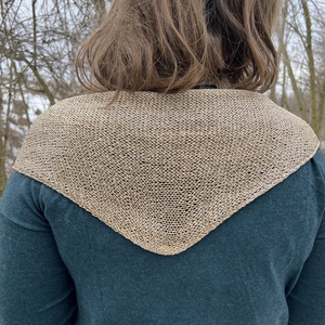 Arany színű, metálfényű kötött kendő  - ruha & divat - sál, sapka, kendő - kendő - Meska.hu