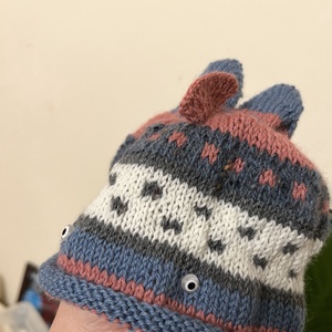 Kötött baba sapka � halacska, természetes fonalból 44-46 cm - baba - mama - babaruházat - babasapka - Meska.hu