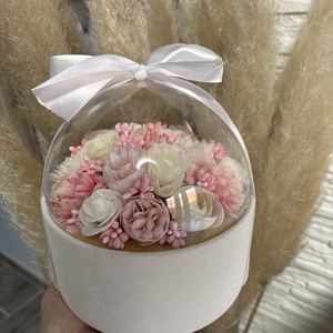 Üvegbuborékban rejlő virágcsoda: Elegáns ajándékötlet - Meska.hu