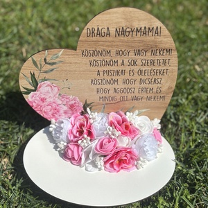 Anyák napi ajándék - Drága Nagymama, Otthon & Életmód, Virágdekoráció, Virágdíszek, Asztali virágdísz, , Tökéletes választás Anyák napjára, mely egy időtlen, szívhez szóló ajándék, ami soha nem hervad el...., MESKA
