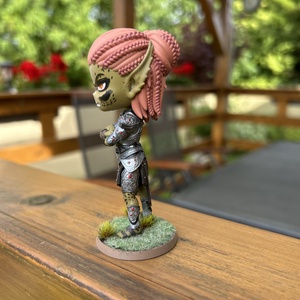 Laezel Chibi Figura  Baldurs Gate 3 (kézzel festett, gyűjtői darab) - otthon & életmód - dekoráció - asztal és polc dekoráció - asztaldísz - Meska.hu