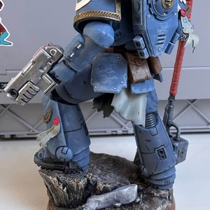 Demetrian Titus Warhammer rajongói szobor - otthon & életmód - dekoráció - asztal és polc dekoráció - könyvszobor - Meska.hu