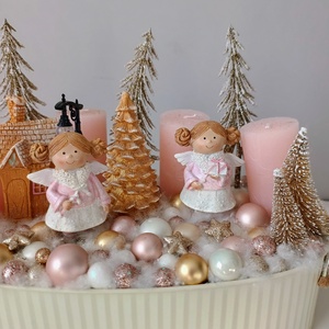 Angyalkás mézeskalács kerámia díszes rózsaszín gyertyás adventi karácsonyi ünnepi asztaldísz - karácsony - adventi díszek - adventi asztaldísz - Meska.hu