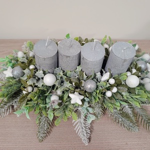 Ezüst-zöld gyertyás karácsonyi ünnepi adventi asztaldísz - karácsony - adventi díszek - adventi asztaldísz - Meska.hu