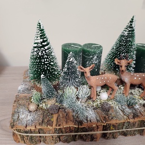Háncs alapban őzike figurákkal zöld és barna színvilágban karácsonyi ünnepi adventi asztaldísz  - karácsony - adventi díszek - adventi gyertyadíszek és koszorúdíszek - Meska.hu