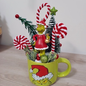 Grincs bögrés dísz - grinch bögrés dísz asztalra, polcra  - Meska.hu
