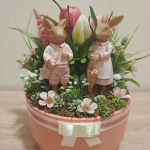 Húsvéti asztaldísz nyuszi párral rózsaszín színvilágban tulipán díszítéssel - Meska.hu