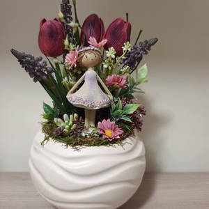 Tavaszi tündéres asztaldísz bordó és púderrózsaszín színvilágban  - Meska.hu