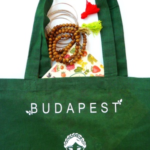 'Menyecske' -zöld- Budapest shoppingoló, bevásárló táska- fűzöld - táska & tok - bevásárlás & shopper táska - shopper, textiltáska, szatyor - Meska.hu