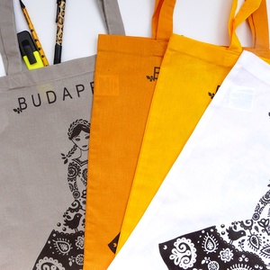 ÚJ színek ! 'Menyecske' -Budapest shoppingoló, bevásárló táska- galamb szürke - táska & tok - kézitáska & válltáska - Meska.hu