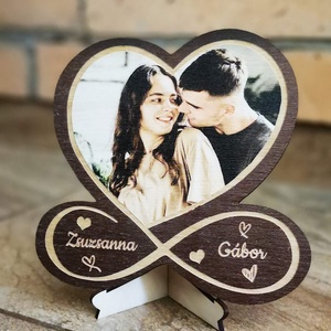 Valentin napi egyedi színes fényképes gravírozott tábla, Otthon & Életmód, Dekoráció, Kép & Falikép, Fából készült kép, Famegmunkálás, MESKA