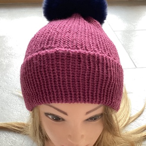 Junior Magenta Kötött Merino Gyapjú Sapka levehetö pompommal, Ruha & Divat, Sál, Sapka, Kendő, Sapka, Kötés, MESKA