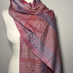 Kézzel szőtt Lilás Selyem Kendő - ruha & divat - sál, sapka, kendő - kendő - Meska.hu