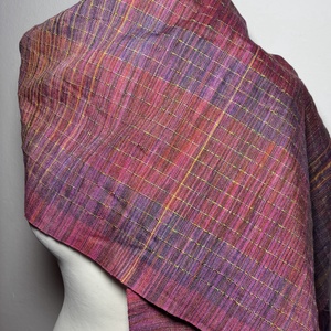 Kézzel szőtt Pink Selyem és Merinó Kendő - ruha & divat - sál, sapka, kendő - kendő - Meska.hu