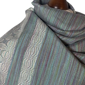 Kézzel szőtt Zöldes Lilás Selyemkendő liliom mintával � Egyedi kézműves női kiegészítő - ruha & divat - sál, sapka, kendő - kendő - Meska.hu