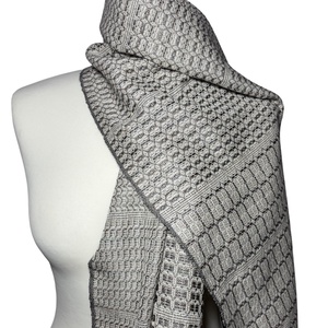 Kézzel szőtt Szürkésbarna Selyem Kendő - ruha & divat - sál, sapka, kendő - kendő - Meska.hu