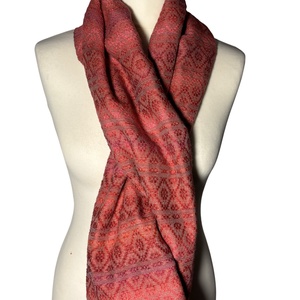 Kézzel szőtt Málna színátmenetes Merinó Kashmir Rózsa rost Selyem Kendő - ruha & divat - sál, sapka, kendő - kendő - Meska.hu