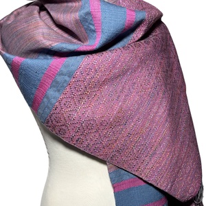 Kézzel szőtt Málna Selyem Kendő - ruha & divat - sál, sapka, kendő - kendő - Meska.hu