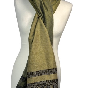 Zöld színátmenetes selyemkendő, kézzel szőtt egyedi darab - Meska.hu