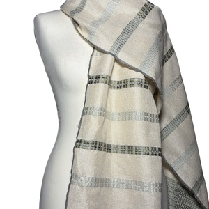 Kézzel szőtt rusztikus Mulberry Selyem - Merinó Nyers Zöld Kendő - ruha & divat - sál, sapka, kendő - kendő - Meska.hu