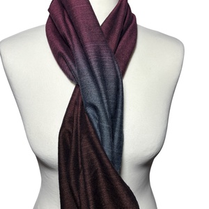 Kézzel szőtt Ezüst Bordó Barna Merinó Kendő - ruha & divat - sál, sapka, kendő - kendő - Meska.hu