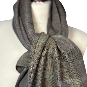 Kézzel szőtt Mohazöld Barna Selyem Merino kendő, Elegáns női kiegészítő - ruha & divat - sál, sapka, kendő - kendő - Meska.hu