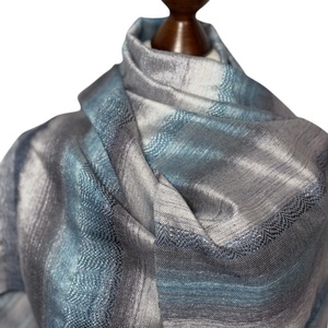 Kézzel szőtt kék Selyem kendő, Elegáns női kiegészítő - ruha & divat - sál, sapka, kendő - kendő - Meska.hu