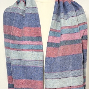 Kézzel szőtt kék, zöld, málna csíkos selyemsál - ruha & divat - sál, sapka, kendő - kendő - Meska.hu