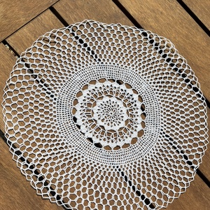 Kézzel horgolt csipke asztaldísz � virágmintás terítő (36 cm), Otthon & Életmód, Lakástextil, Abrosz, terítő, Asztalközép terítő, Horgolás, MESKA