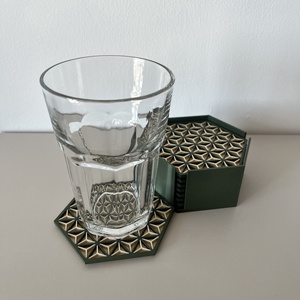 Hexagon Kumiko poháralátét szett � 4 db + tartó - Meska.hu