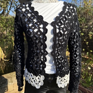 Horgolt csipkés kardigán horgolásminta � női boleró PDF, DIY (Csináld magad), Szabásminta, útmutató, Horgolási minta, Horgolás, MESKA