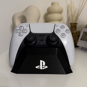 PS5 kontroller tartó állvány - otthon & életmód - dekoráció - asztal és polc dekoráció - dekorációs tál, tartó - Meska.hu