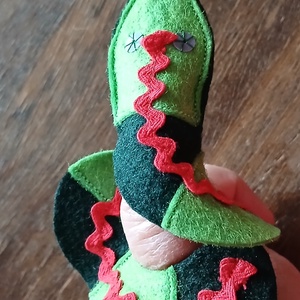 ujjbáb kígyó - játék & sport - bábok - ujjbáb - Meska.hu