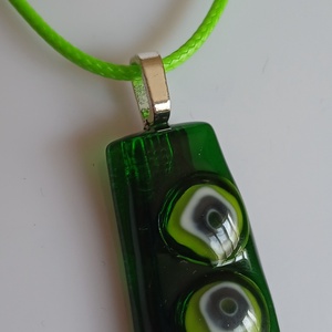 ZÖLD SZEMEK üvegmedál - ékszer - nyaklánc - medál - Meska.hu