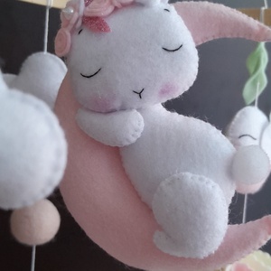 Madárkák között alvó nyuszi - baba - mama - baba játékok - kiságyforgó - Meska.hu